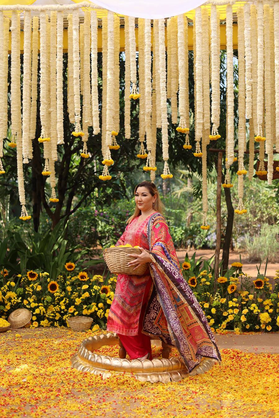 Ayushi & Divansh: haldi décor